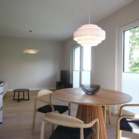 Apartment Strom Acht - Modern Frisch Inkl Stellplatz, Balkon - 200m Zum Alten Strom *