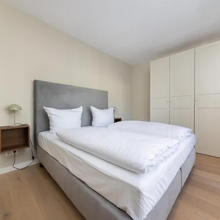 Apartment Strom Acht - Modern Frisch Inkl Stellplatz, Balkon - 200m Zum Alten Strom Rostock