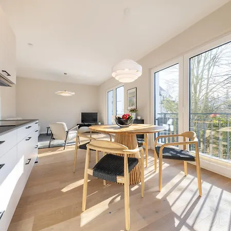 Apartment Strom Acht - Modern Frisch Inkl Stellplatz, Balkon - 200m Zum Alten Strom *